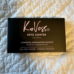 K Voss Heye Lighter Luminous Highlighter Palette